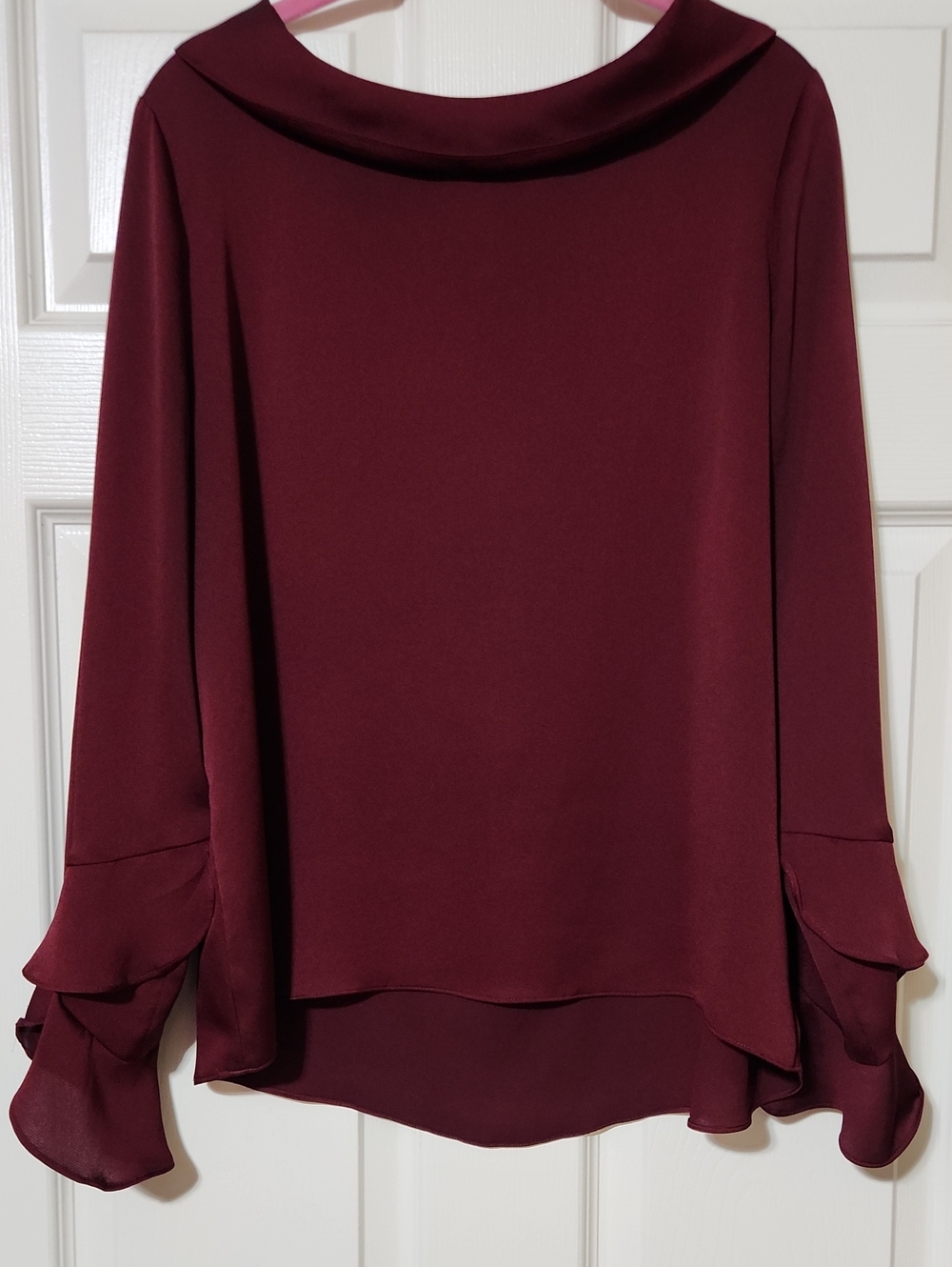 Elegant Women's Boatneck Long-Sleeve Blouse - Burgundy, Large, EUC